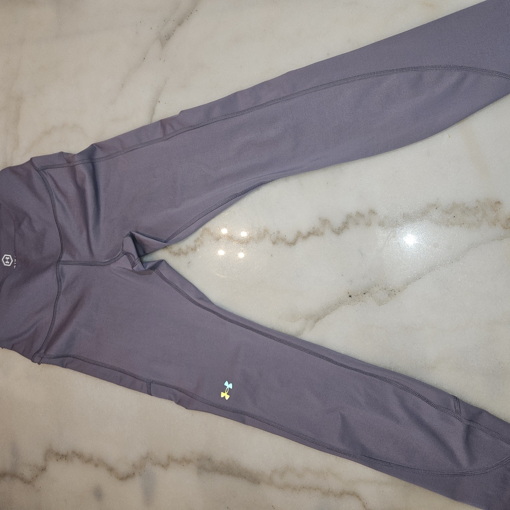 Under Armour Purple  HeatGear Leggings